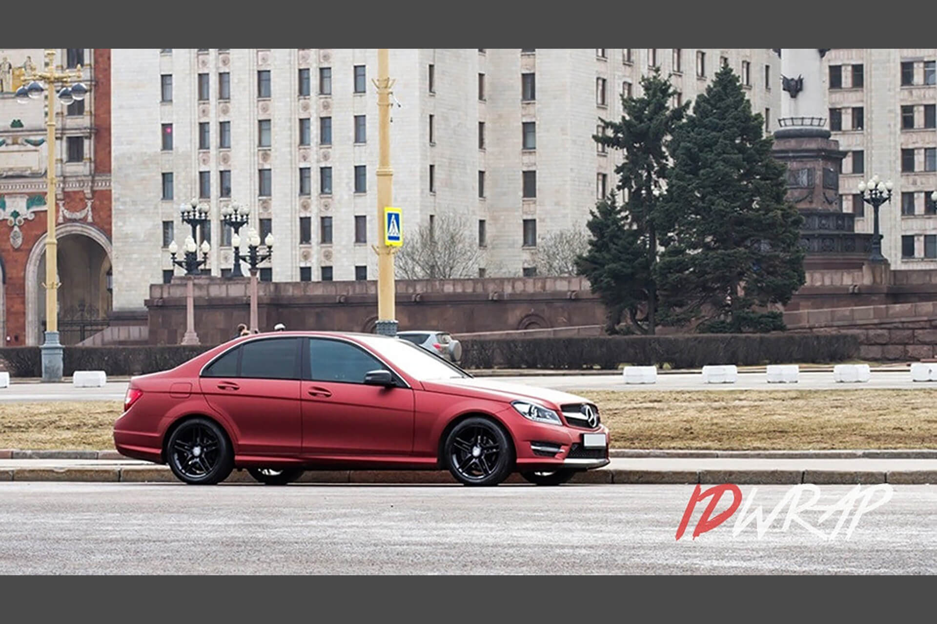 Mercedes-C180 матовый red aluminium